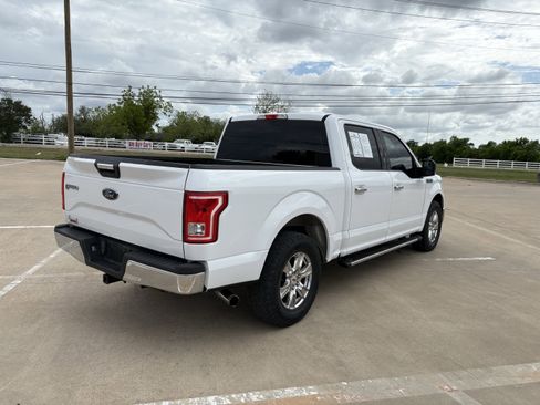 Used 2016 Ford F150 XLT w/ Equipment Group 301A Mid image 4