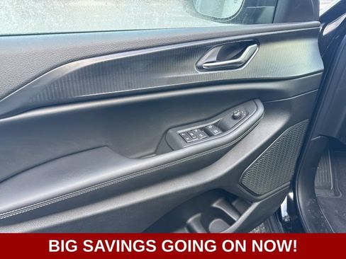 New 2025 Jeep Grand Cherokee L Laredo AWD/4WD image 18