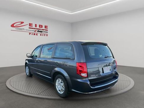 Used 2015 Dodge Grand Caravan American Value Package image 4
