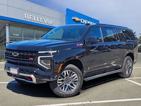 New 2026 Chevrolet Suburban Z71 w/ Comfort Package AWD/4WD image 1