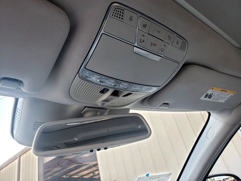 Used 2016 Mercedes-Benz S 550 4MATIC Sedan image 76