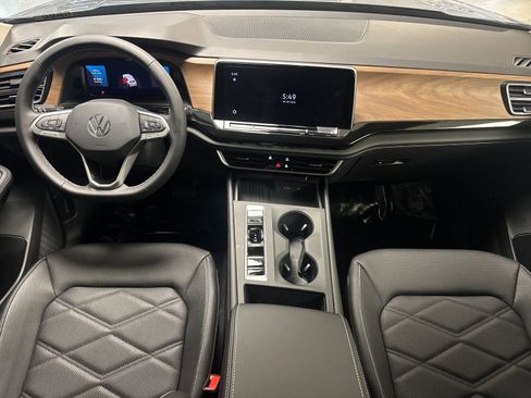 New 2026 Volkswagen Atlas SE image 12