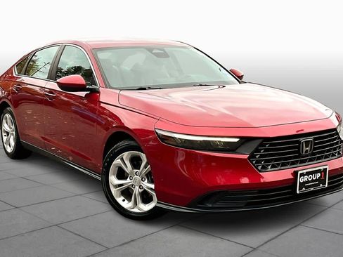 Used 2023 Honda Accord LX image 2