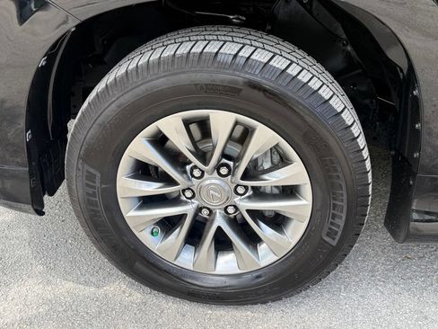 Used 2017 Lexus GX 460 Luxury AWD/4WD image 33