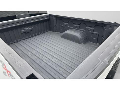 Used 2024 Chevrolet Silverado 1500 RST w/ Convenience Package II AWD/4WD image 9