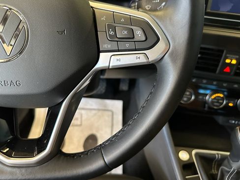 Used 2023 Volkswagen Jetta SE FWD image 12