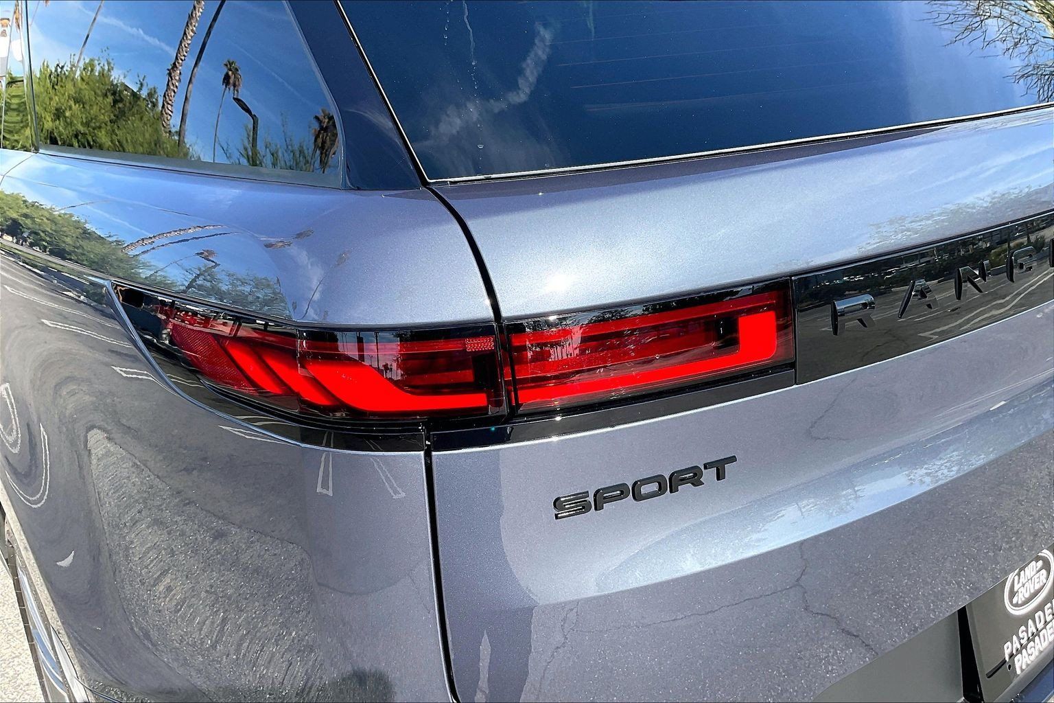 New 2026 Land Rover Range Rover Sport SE AWD/4WD image 8