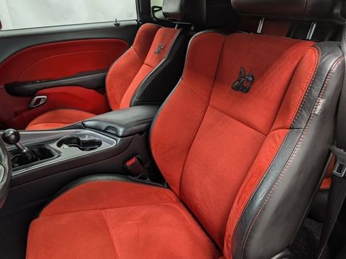 Used 2021 Dodge Challenger R/T Scat Pack RWD image 12