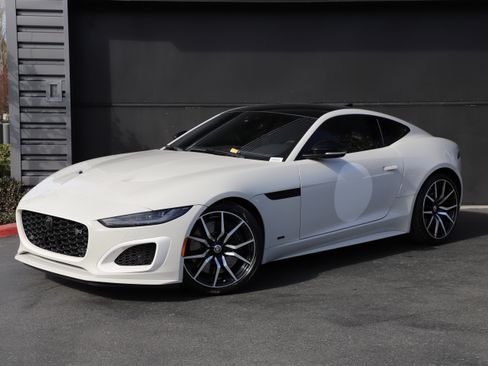 Used 2024 Jaguar F-TYPE R image 1