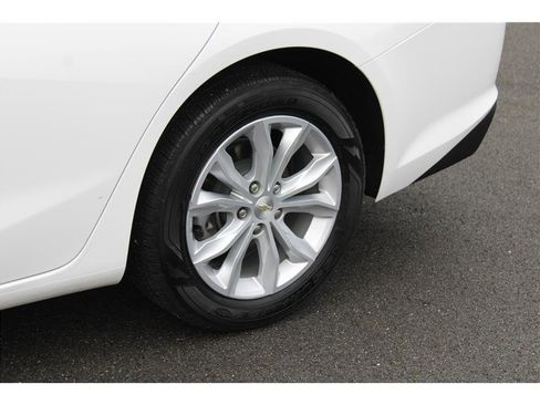 Used 2024 Chevrolet Malibu LT image 6