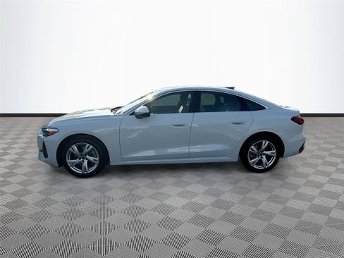 Used 2025 Audi A5 2.0T Premium w/ Convenience Package AWD/4WD image 4