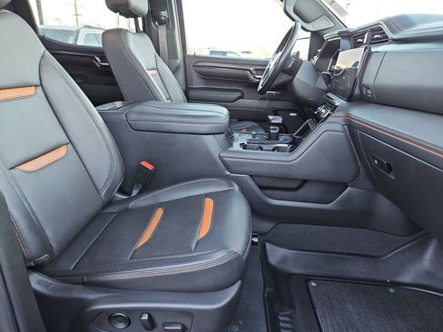 Used 2023 GMC Sierra 1500 AT4 w/ Technology Package image 34