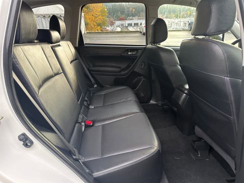 Used 2014 Subaru Forester 2.0XT Touring image 12
