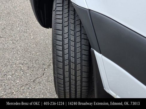 Used 2025 Mercedes-Benz Sprinter 2500 image 11