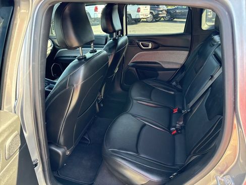 Used 2023 Jeep Compass Latitude w/ Sun and Sound Group AWD/4WD image 14