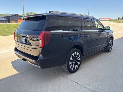 Used 2025 Ford Expedition Max Platinum w/ Driver's Package