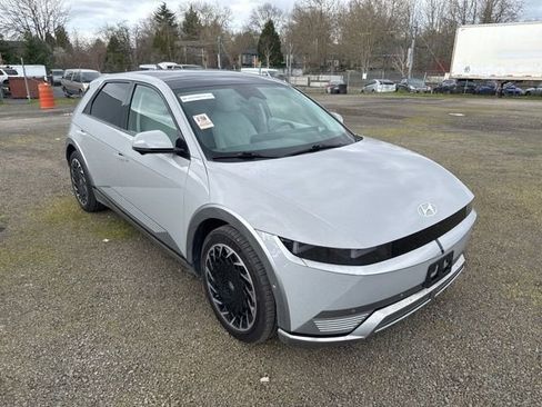 Used 2024 Hyundai Ioniq 5 Limited image 16