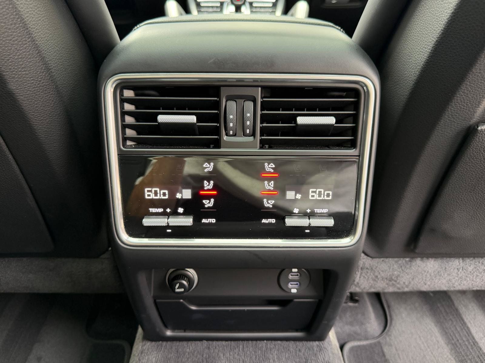Used 2020 Porsche Cayenne S AWD/4WD image 55