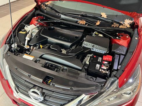 Used 2018 Nissan Altima 2.5 SR image 9