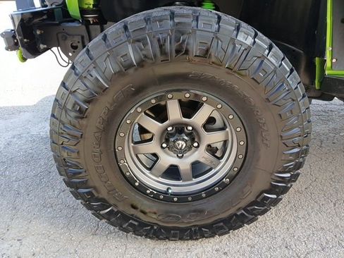 Used 2018 Jeep Wrangler Unlimited Sport S image 69