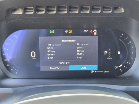 New 2026 Volvo XC90 B6 Plus w/ Protection Package Premier image 17