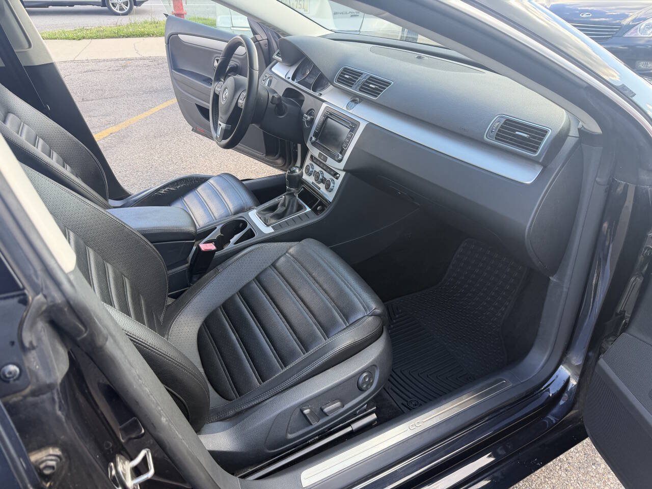 Used 2013 Volkswagen CC Sport FWD image 19