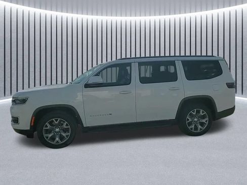Certified 2022 Jeep Wagoneer Series II AWD/4WD image 20