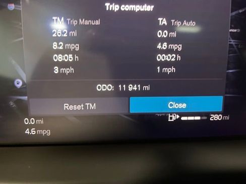 Used 2025 Volvo V60 B5 Cross Country Plus AWD/4WD image 14