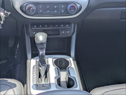 Used 2022 Chevrolet Colorado ZR2 AWD/4WD image 26