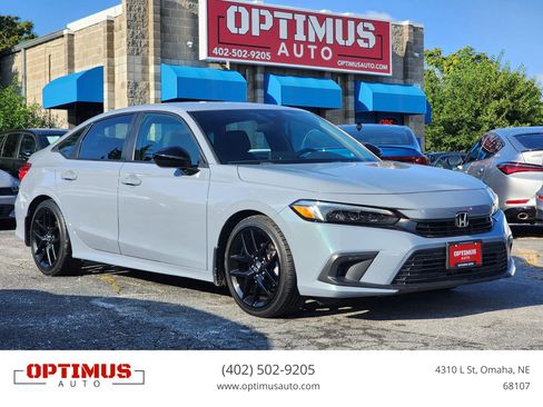 Used 2024 Honda Civic Sport image 1