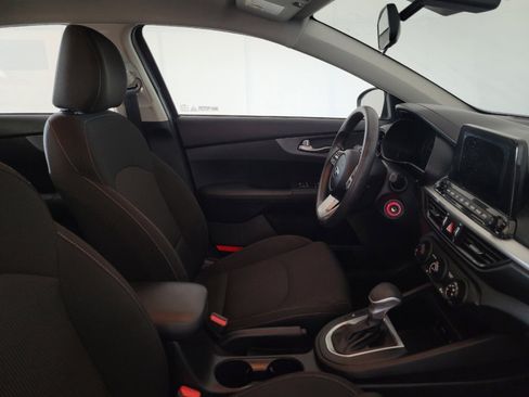 Used 2021 Kia Forte LXS FWD image 21