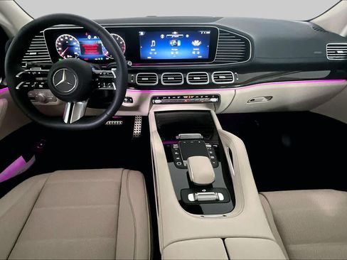 New 2026 Mercedes-Benz GLS 450 4MATIC image 8