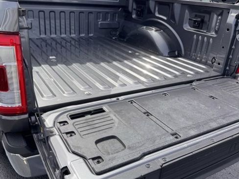 Used 2022 Ford F150 Lariat w/ Equipment Group 502A High image 12