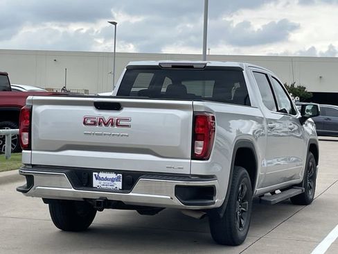 Used 2019 GMC Sierra 1500 SLE w/ SLE Value Package RWD image 4
