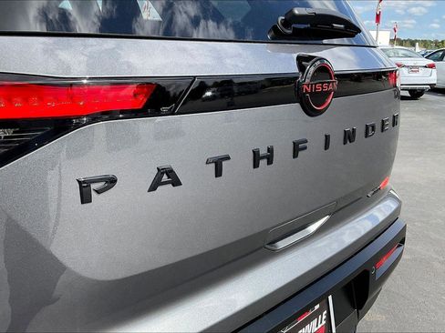 New 2026 Nissan Pathfinder Rock Creek AWD/4WD image 13