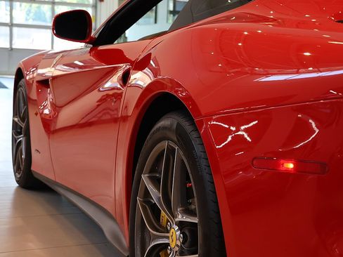 Certified 2014 Ferrari F12 Berlinetta RWD image 75