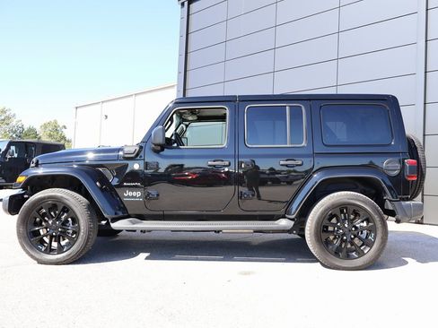 Used 2023 Jeep Wrangler Unlimited Sahara w/ Cold Weather Group image 2