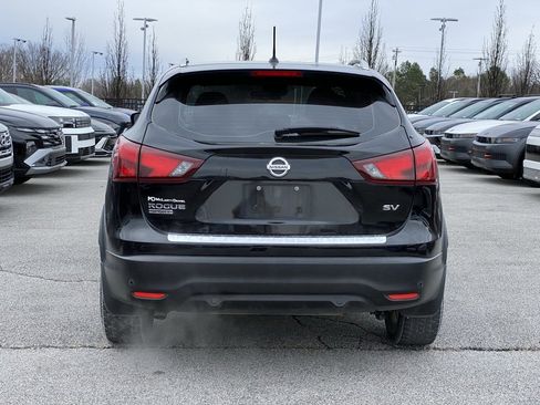 Used 2019 Nissan Rogue Sport SV w/ Technology Package image 6
