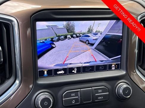 Used 2021 Chevrolet Silverado 1500 High Country AWD/4WD image 27