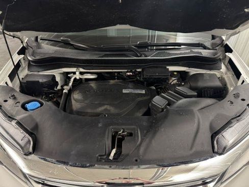 Used 2020 Honda Pilot Touring image 22
