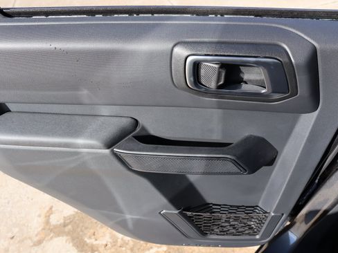 New 2025 Ford Bronco 4-Door AWD/4WD image 16