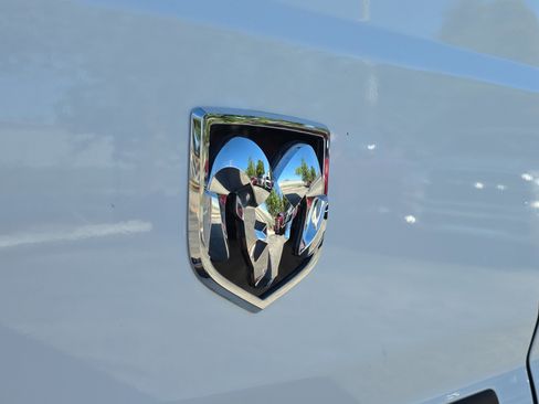 Used 2021 RAM ProMaster 2500 w/ Convenience Group image 10