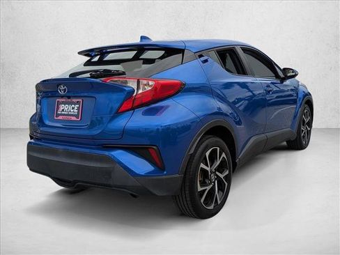 Certified 2020 Toyota C-HR XLE image 5