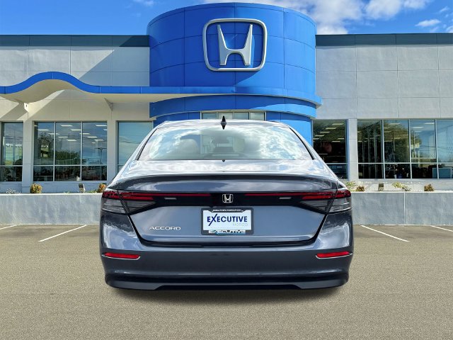 Used 2024 Honda Accord EX image 3