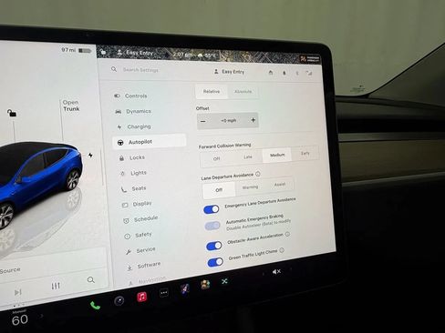 Used 2023 Tesla Model Y Long Range AWD/4WD image 20