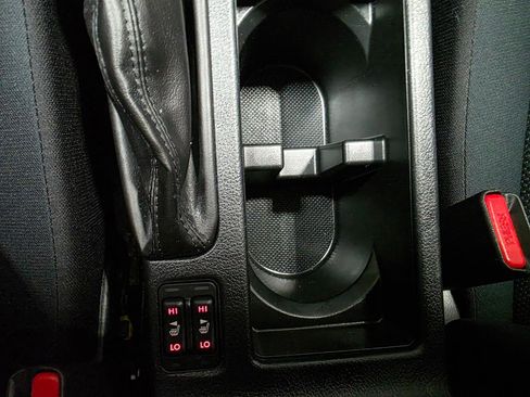 Used 2016 Subaru Impreza 2.0i Premium image 33