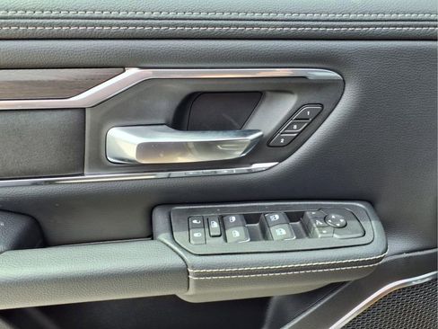 New 2026 RAM 1500 Laramie AWD/4WD image 15