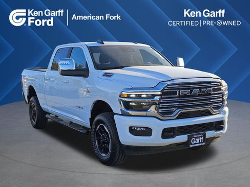 Used 2025 RAM 2500 Laramie AWD/4WD image 1