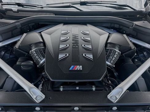 Used 2026 BMW X5 M60i image 36