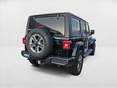 Used 2019 Jeep Wrangler Unlimited Sahara w/ LED Lighting Group image 4
